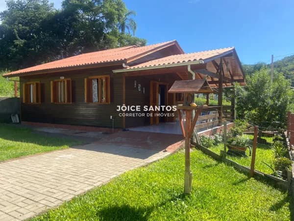 Casa à venda no bairro Quilombo – Três Coroas