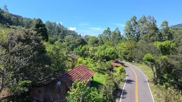 🌿🏡 SÍTIO COM 9 HECTARES EM TRÊS COROAS – NATUREZA, LAZER E TRANQUILIDADE! 🌄💦