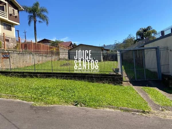 Casa à venda no bairro Linha 28 em Três Coroas/RS