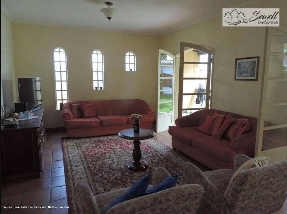 Casa para venda no Moinho Velho