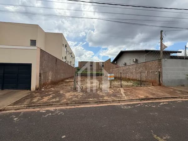 Lote/Terreno em Barretos - Jardim Universitário