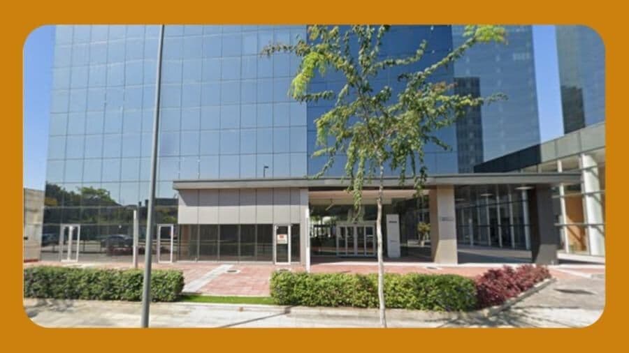 DIREITOS AQUISITIVOS SOBRE LOJA N° 116, BLOCO 4, NO CONDOMÍNIO PORTO ATLÂNTICO BUSINESS SQUARE LESTE, NA RUA EQUADOR, N° 43, SANTO CRISTO, RIO DE JANEIRO/RJ.