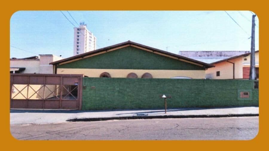 Terreno com uma casa edificada, à Rua Comendador Pedro Stefanini, Vila Carmelo, Botucatu/SP