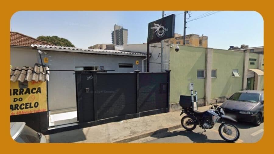 ÁREA 2, NA RUA PROFESSOR MENDONÇA, 201, 215 E 201/01, CENTRO, POUSO ALEGRE/MG
