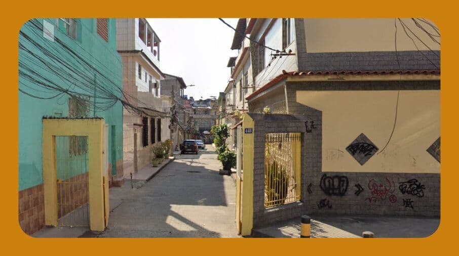 CASA 35 DA VILA SITUADA NA RUA GENERAL GURJÃO, Nº 448, CAJU, RIO DE JANEIRO/RJ