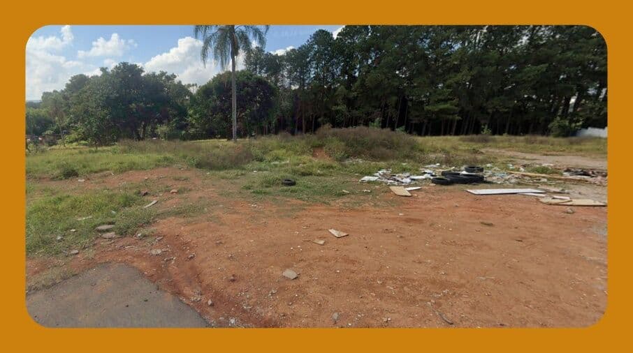 TERRENO COM ÁREA DE 5.582,84M², DENOMINADO TERRENO D, DO LOTEAMENTO DENOMINADO CIDADE PLANEJADA II), LOCALIZADO NO LADO ÍMPAR DA RUA JUVENAL DA SILVA GUIMARÃES, A 199 METROS DA ESQUINA COM A RUA ARGEMIRO ROCHA DE MORAES, BRAGANÇA PAULISTA/SP.