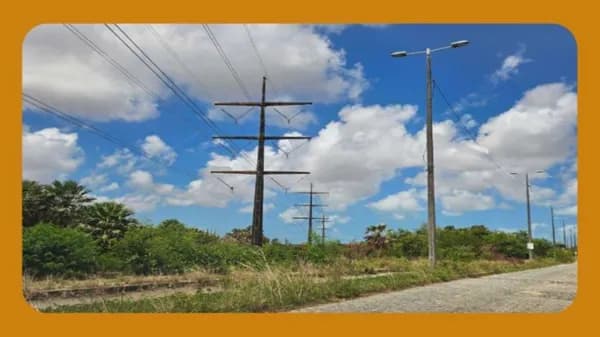 TERRENO COM 165.731,08M², CONTENDO 04 QUADRAS, LOTEADO COM A DENOMINAÇÃO SÍTIO CAJAZEIRAS, LOCALIZADO NA RUA TIBÚRCIO PEREIRA, CAJAZEIRAS, FORTALEZA/CE