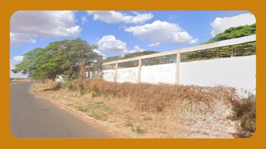1/6 (UM SEXTO) DE 50% DO IMOVEL SITUADO NO PARQUE DAS GAMELEIRAS, SETOR 2, RODOVIA UBERABA A DELTA, FORMADO PELO LOTE 4 DA QUADRA 3, UBERABA/MG
