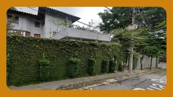 EDIFICAÇÃO CONSTRUIDA SOBRE O LOTE N. 27, DA QUADRA 1, LOTEAMENTO PAINEIRAS DO MORUMBI, SITUADO NA RUA BANDEIRANTES SAMPAIO SOARES, N°40, SÃO PAULO/SP