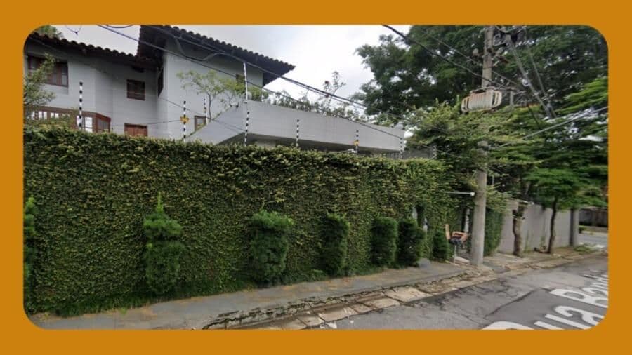 EDIFICAÇÃO CONSTRUIDA SOBRE O LOTE N. 27, DA QUADRA 1, LOTEAMENTO PAINEIRAS DO MORUMBI, SITUADO NA RUA BANDEIRANTES SAMPAIO SOARES, N°40, SÃO PAULO/SP