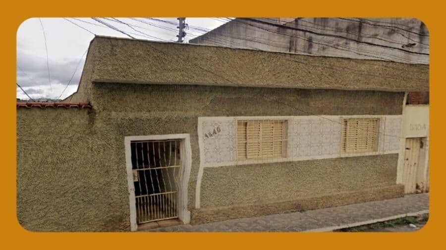 02 IMOVEIS RESIDENCIAIS E RESPECTIVO TERRENO, NA RUA RIO DE JANEIRO, 1840 E 1840A, VILA PAIVA, VARGINHA/MG. TERRENO COM AREA DE 376,50M², ÁREAS CONSTRUIDAS DE APROXIMADAMENTE 80,00M² E 40,00M²..