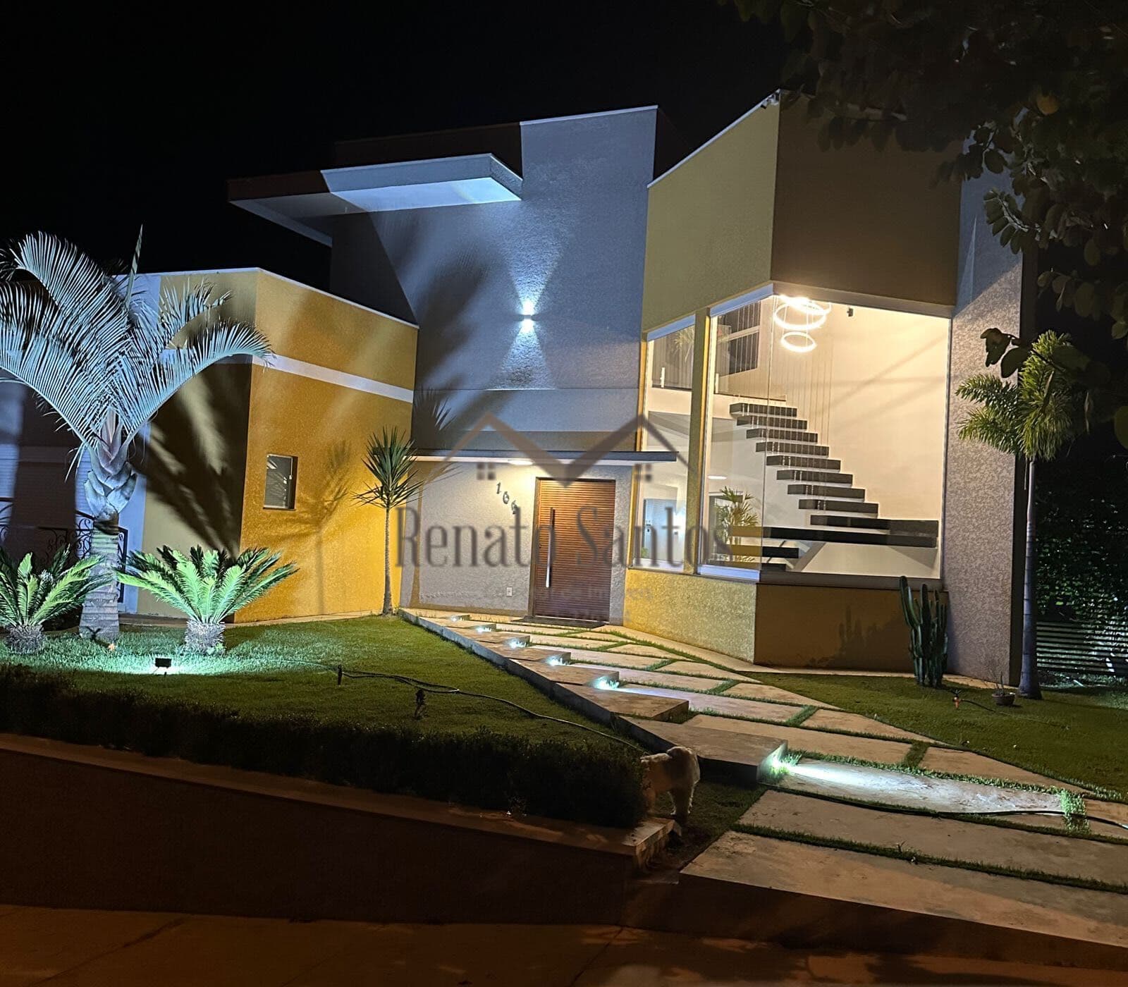 Casa em Vargem - Centro