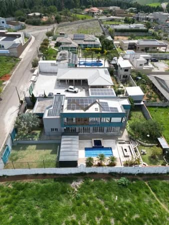 Casa em Vargem - Centro