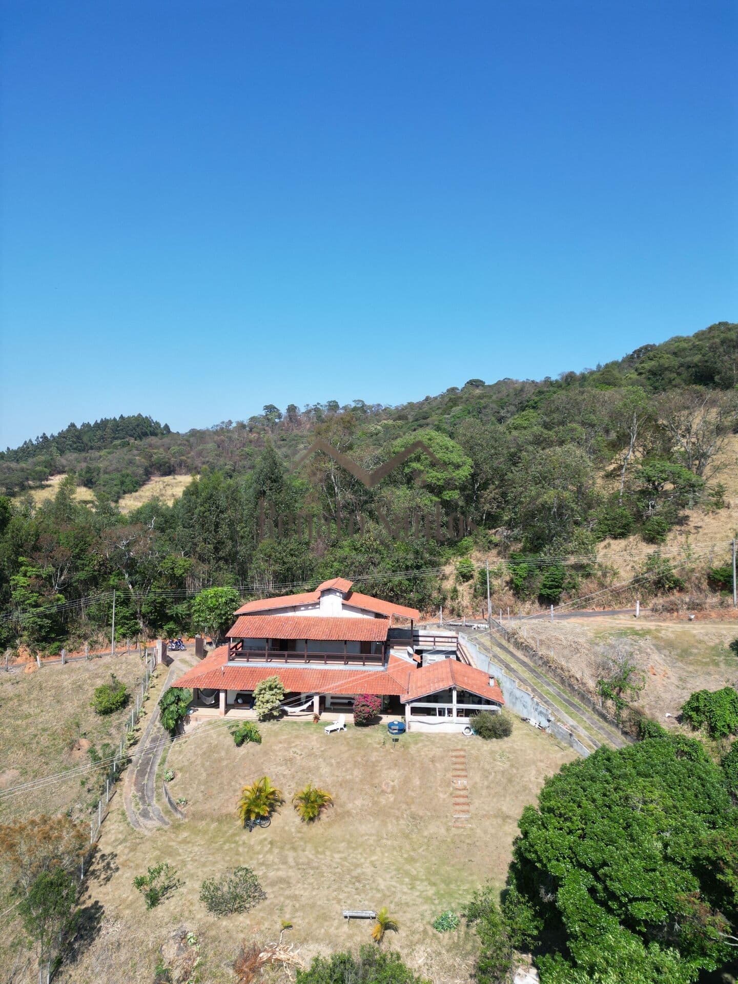 Fazenda/Sítios/Chácaras em Vargem - Centro