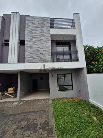Sobrado em Condomínio - 03 quartos (01 suíte) no Uberaba