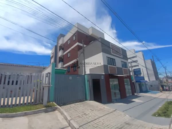 Apartamento com 03 quartos (sendo 01 suíte) e amplo terraço a venda no Boneca do Iguaçu