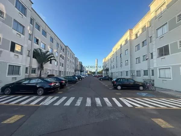 Apartamento com 02 quartos no Costeira, ao lado do Jacomar