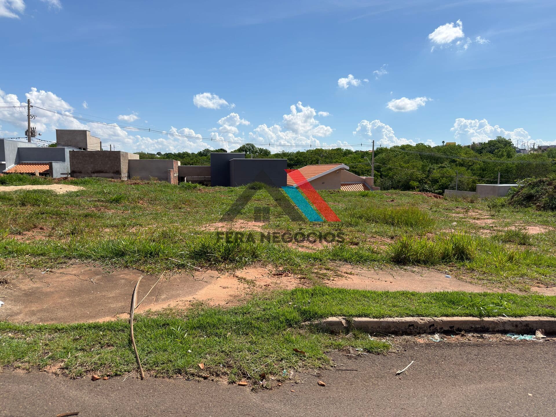 Lote/Terreno em Mirandópolis - Andrea Torrente Zonzini