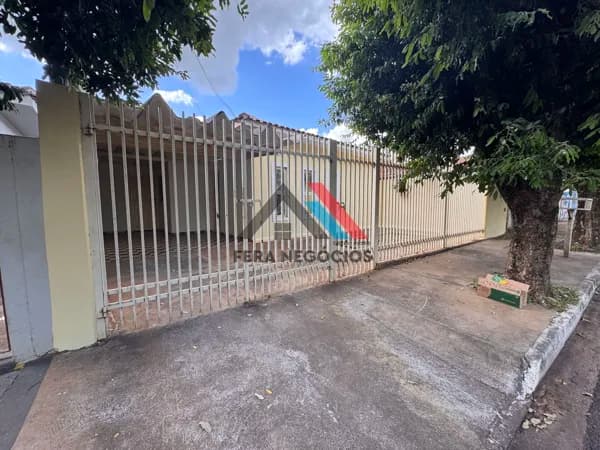 Casa em Mirandópolis - Paulicea