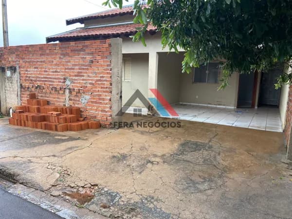 Casa em Lavínia - Centro