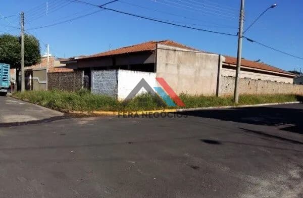 Casa em Mirandópolis - Jardim Sampaio I e II