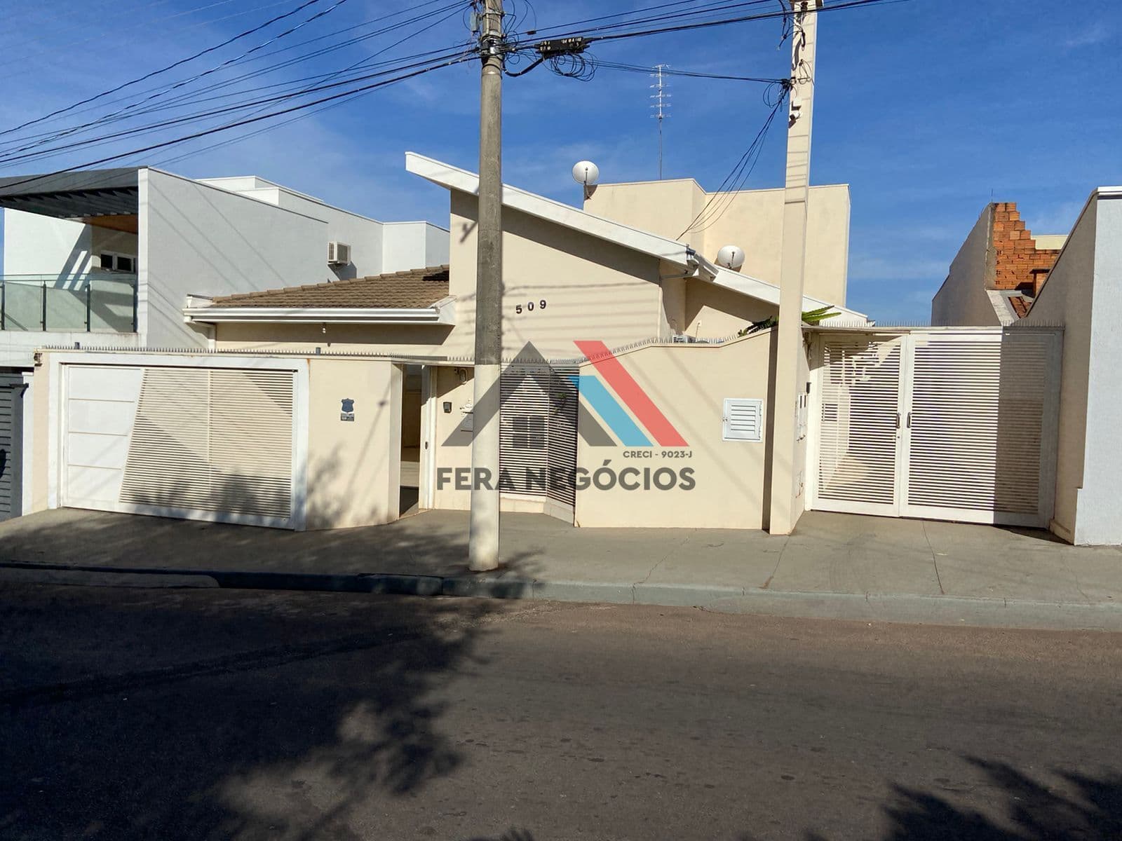Casa em Mirandópolis - Centro