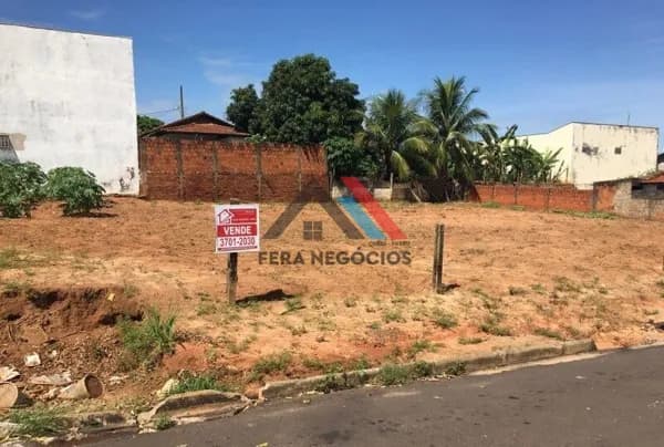 Lote/Terreno em Mirandópolis - Jardim São Lourenço