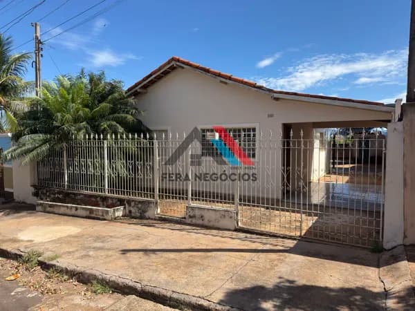 Casa em Mirandópolis - Jardim São Lourenço de Fátima
