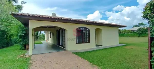 Casa térrea semi mobiliada para locação no Bairro Itaqui, Campo Largo/PR
