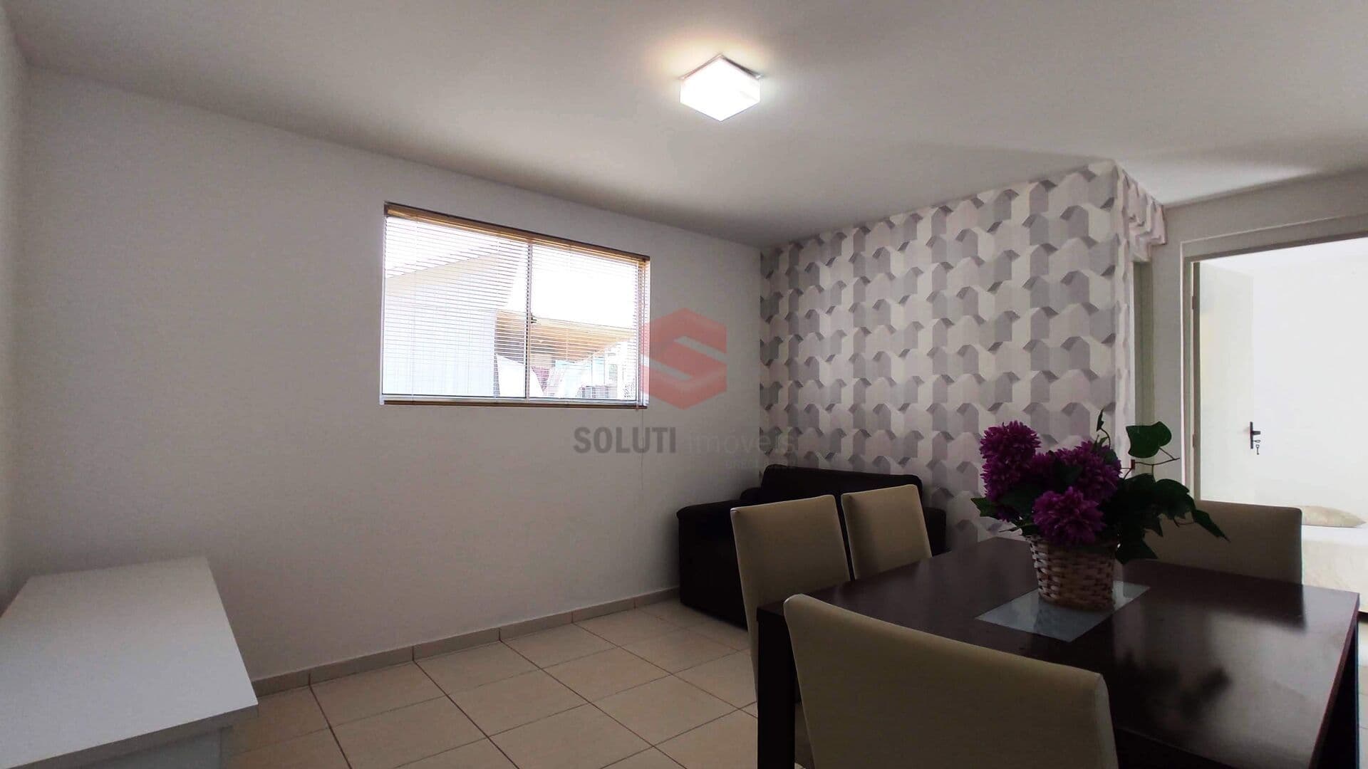 Apartamento 02 quartos, mobiliado em Bom Jesus, Campo Largo/PR