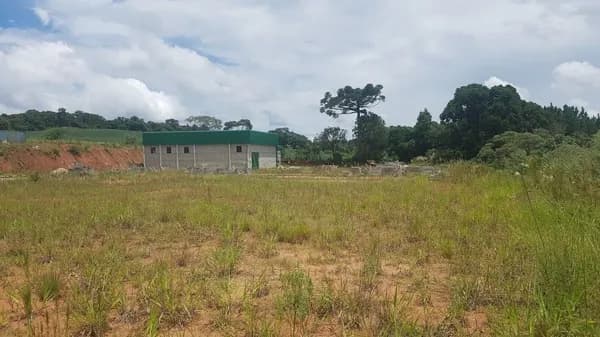 Área Industrial com Barracão 2.000m² Locado!! Investimento Certo!