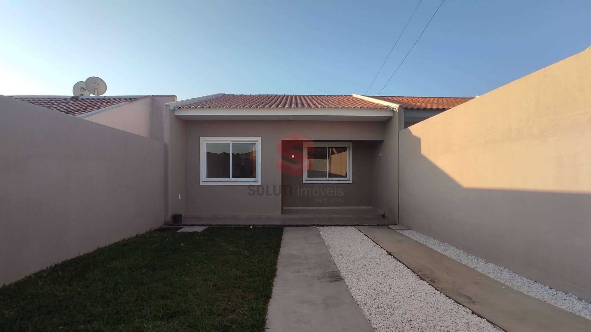 Casa com 02 quartos e amplo espaço de terreno à venda no Jd Iruama em Campo Largo/PR