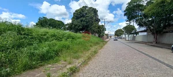 Terreno Residencial com 1.035m² - Ouro Verde!