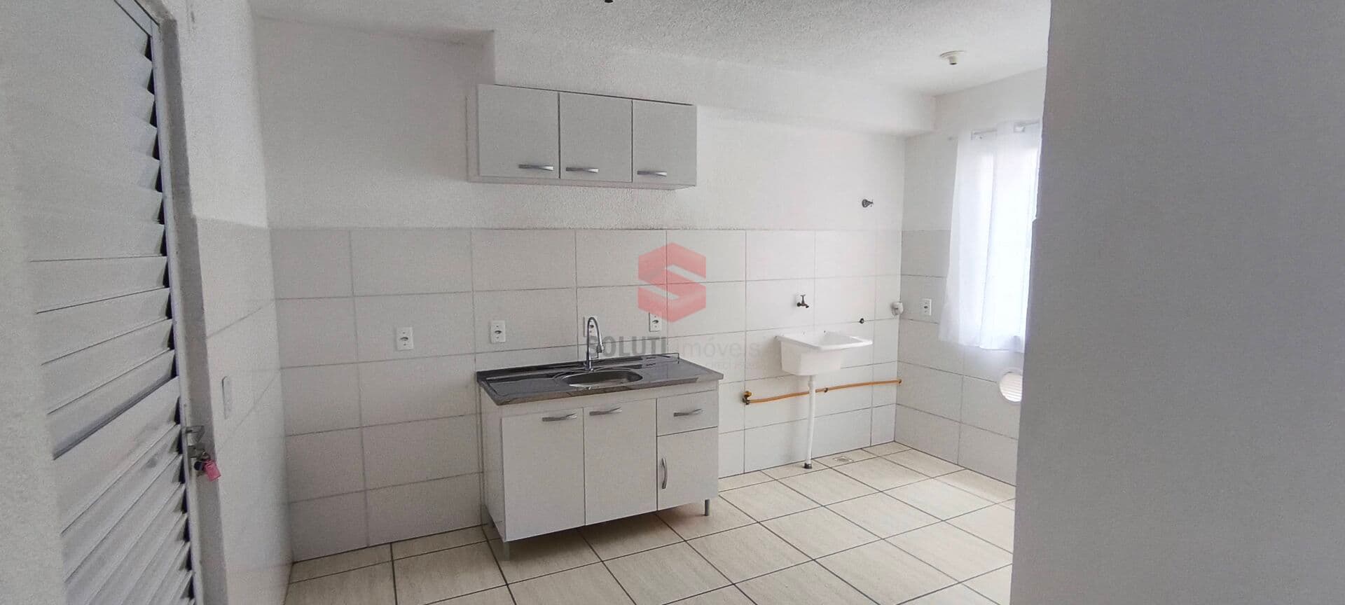 Apartamento 02 Quartos, bairro Lot. São Gerônimo, Campo Largo/PR