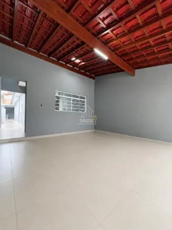 CASA 2 DORMITÓRIOS C/ SUÍTE