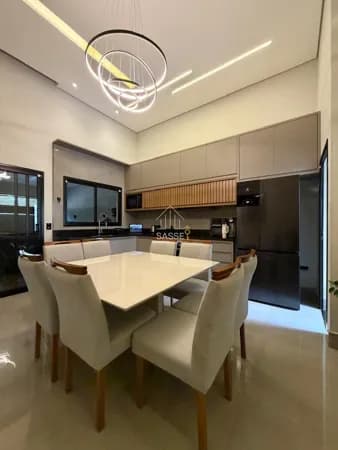 CASA TÉRREA 3 DORMITÓRIOS (1 SUÍTE)