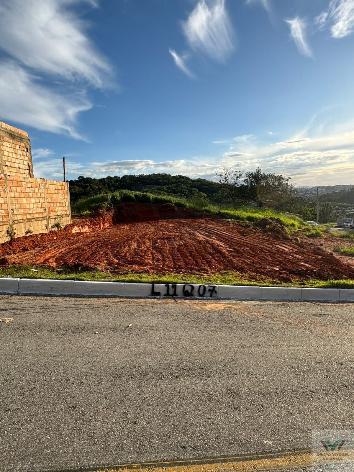 Lotes comerciais e residenciais a partir de 200m² com financiamento próprio em até 120x! Ibirite/MG