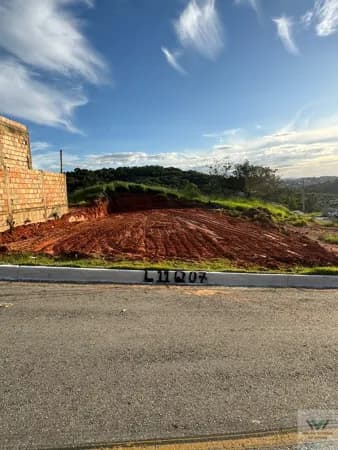 Lotes comerciais e residenciais a partir de 200m² com financiamento próprio em até 120x! Ibirite/MG