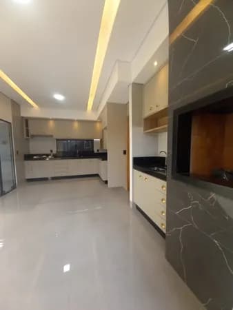 Casa em Jardim Barcelona, Votuporanga/SP