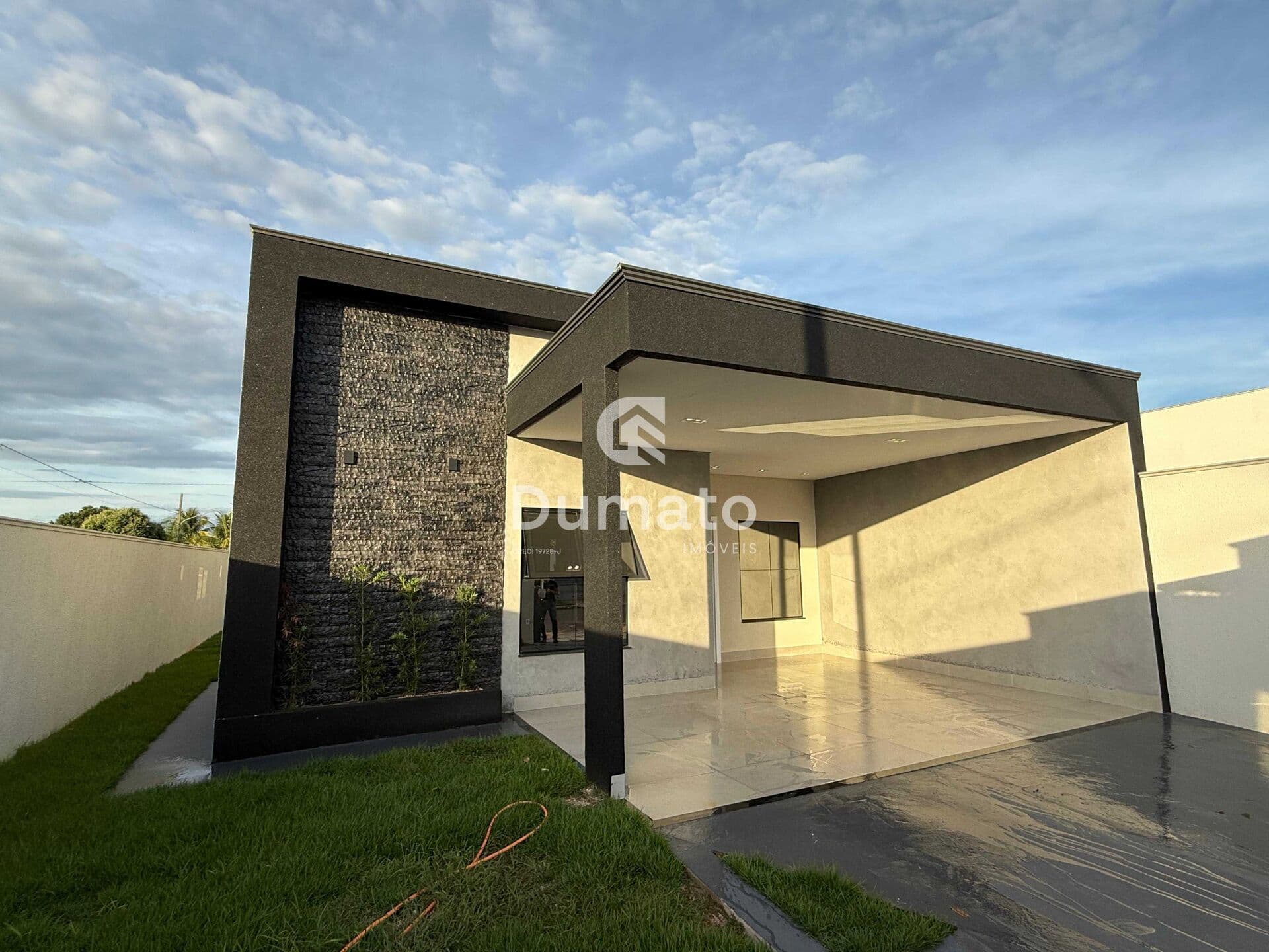 CASA PARA VENDA NO BAIRRO JARDIM NÁPOLES PRÓX. A FASTECH
