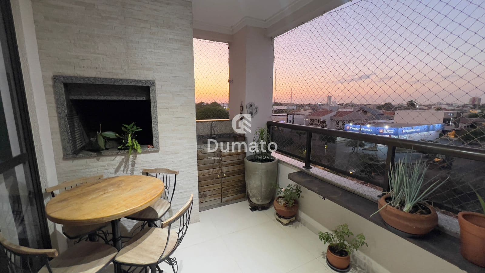 APARTAMENTO CONDOMINIO VITORIA