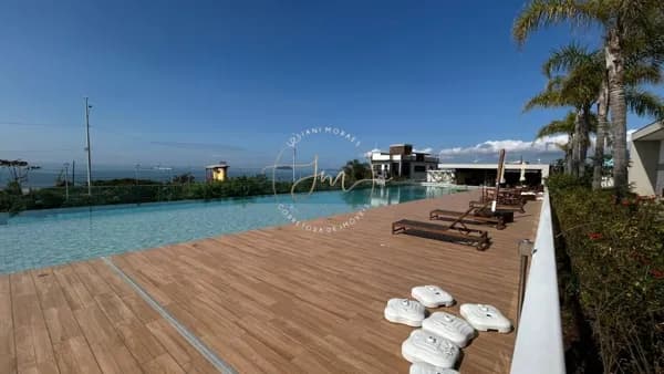 Apartamento Alto Padrão exclusivo pé na areia em Piçarras
