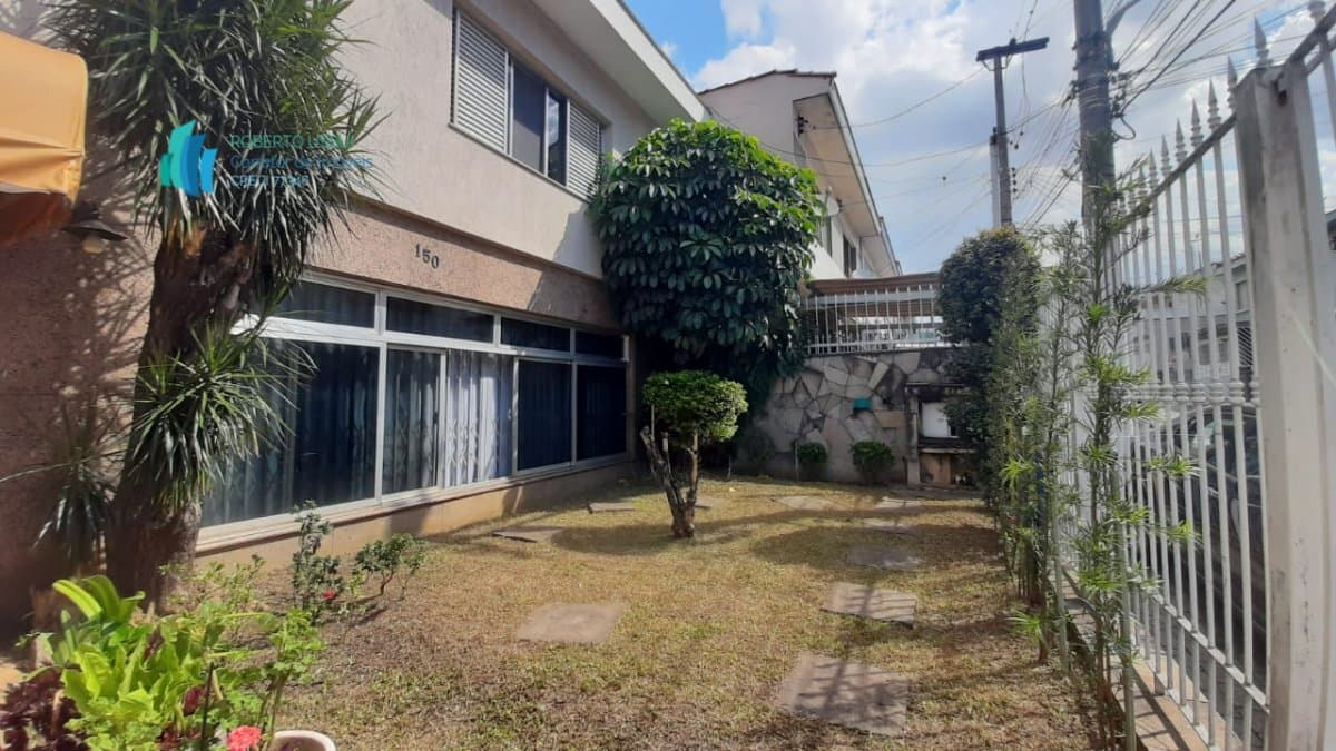 Sobrado Padrão para Venda em Carandiru São Paulo-SP