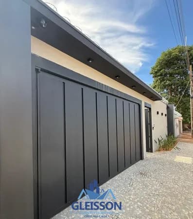 CASA DE ALTO PADRÃO COM DESIGN DIFERENCIADO – BAIRRO INDEPENDÊNCIA!