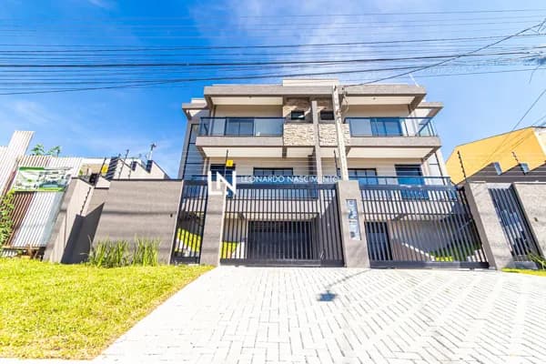 Triplex novo 3 quartos (1 suíte e 2 demi) no Hauer