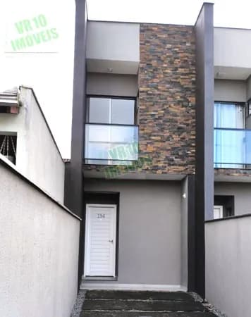 Sobrado Geminado em Floresta, Joinville/SC