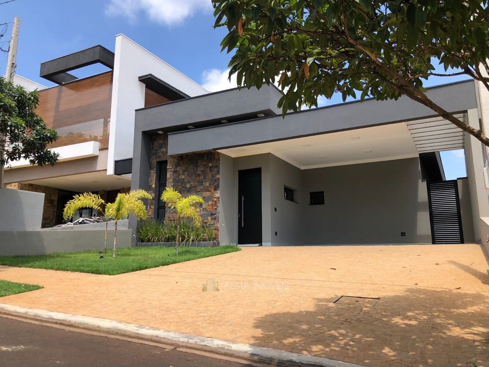 Casa Térrea à Venda no Condomínio Villa Romana