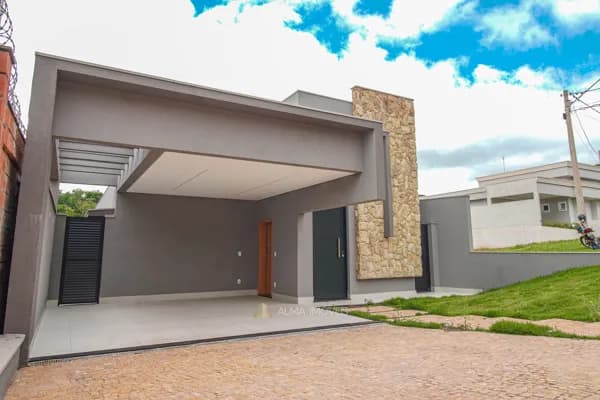 Casa Térrea de Alto Padrão – Condomínio Terras de San Tiago