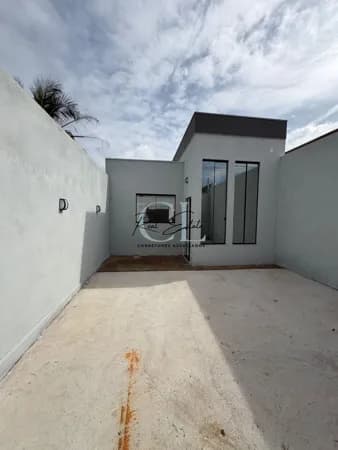 Casa em Divinópolis - Nova Holanda