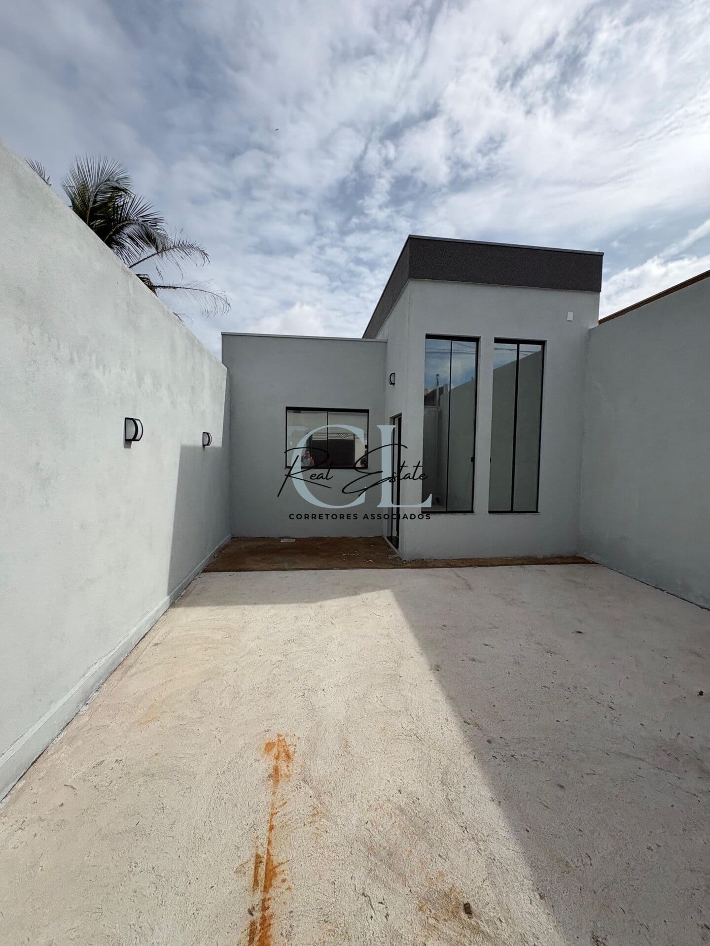 Casa em Divinópolis - Nova Holanda
